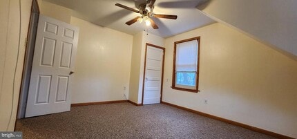 209 E Montgomery Ave in Hatboro, PA - Building Photo - Building Photo