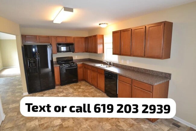 417 Brookwood Trail in McHenry, IL - Building Photo - Building Photo