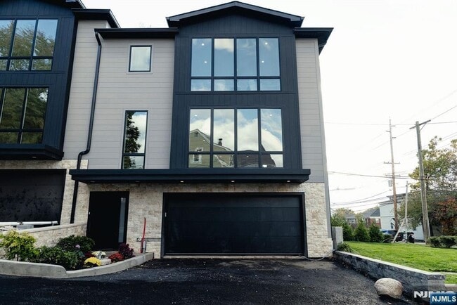 property at 401 Grand Ave