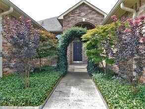 2720 Aspen Hill Dr in Denton, TX - Building Photo - Building Photo