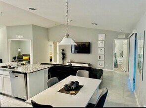 1301 NE 34th Ln in Cape Coral, FL - Building Photo - Building Photo