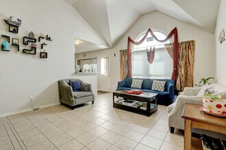6613 Cromarty Ln in Austin, TX - Building Photo - Building Photo