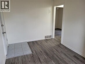 660 Church St in Windsor, ON - Foto de edificio - Building Photo