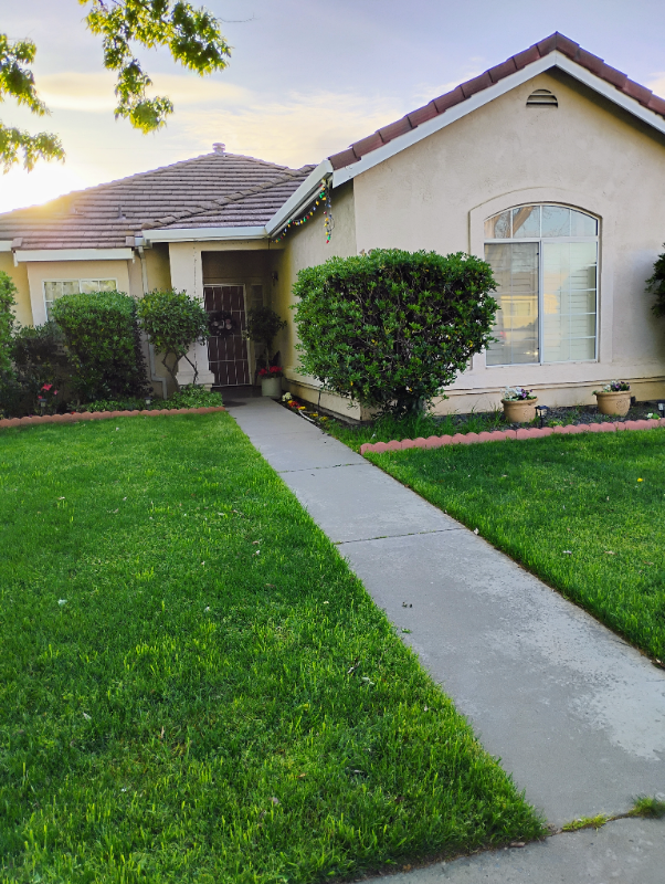property at 1233 Collier Ave