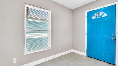 2651 2nd Ave S in St. Petersburg, FL - Building Photo - Building Photo