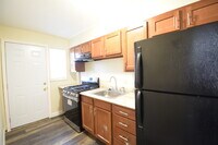 1217 N Augusta Ave photo'