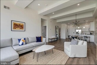 150 S Independence Mall W in Philadelphia, PA - Foto de edificio - Building Photo