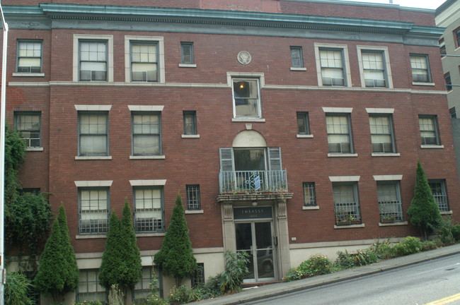 The Embassy Apartments in Seattle, WA - Building Photo - Building Photo