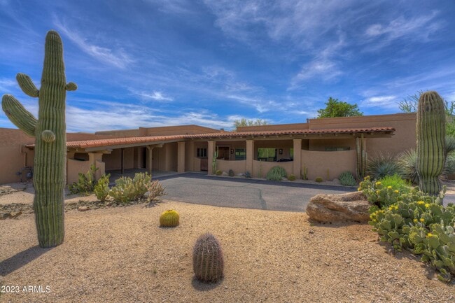 property at 1103 Ocotillo Cir