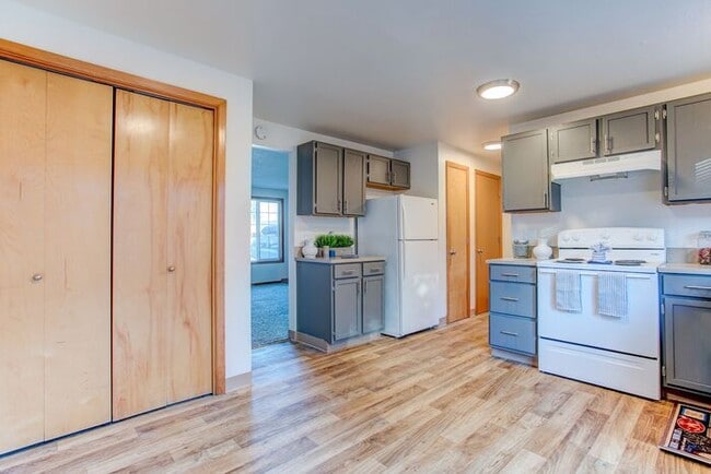 property at 740 SE Cedar St