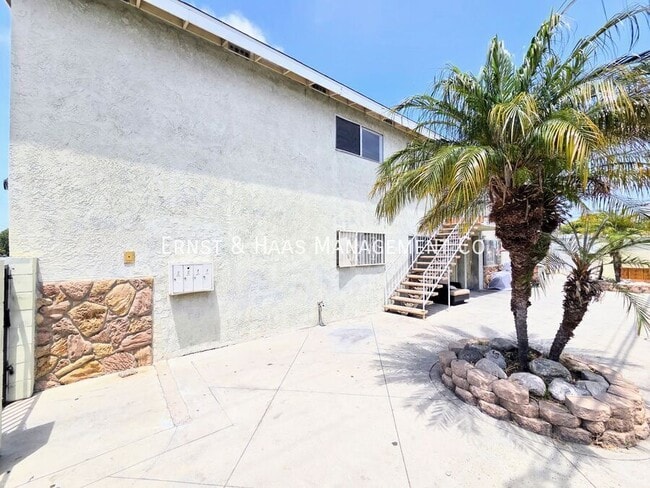 property at 1330 Walnut Ave