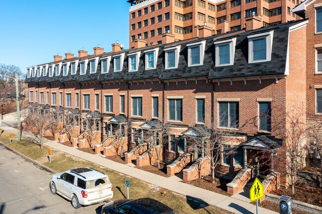 Ashley Mews in Ann Arbor, MI - Building Photo - Building Photo