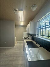 3020 Jewel St in Houston, TX - Building Photo - Building Photo