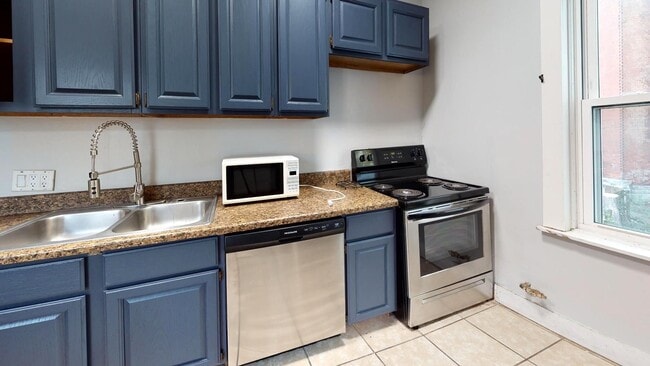 26 W Hollister St in Cincinnati, OH - Building Photo - Building Photo