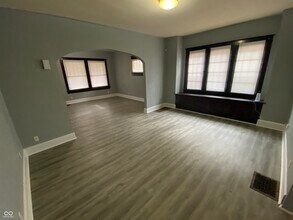 434 N Gladstone Ave in Indianapolis, IN - Building Photo - Building Photo