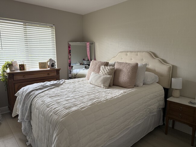 12501 Cold Stream Dr, Unit 403 in Ft. Myers, FL - Building Photo - Building Photo