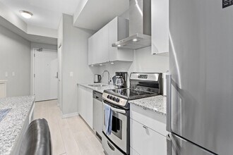 51 E Liberty St in Toronto, ON - Building Photo - Building Photo