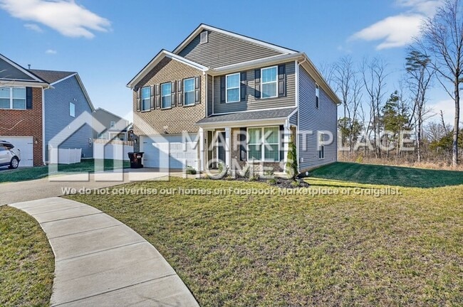 8436 Gateway Run Rd in Louisville, KY - Building Photo - Building Photo