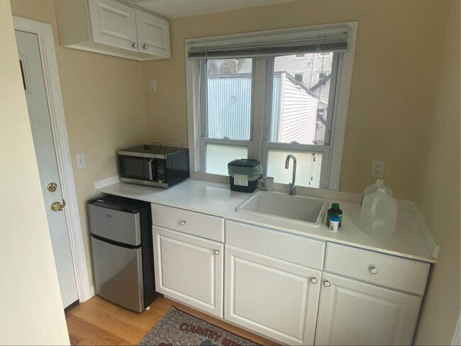 10 Fulkerson St, Unit St in Cambridge, MA - Foto de edificio - Building Photo