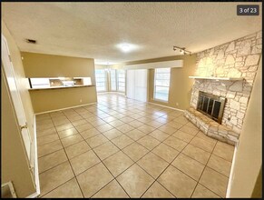 3119 Meadow Pass in San Antonio, TX - Building Photo - Building Photo