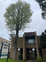 Chateau Du Val Apartments