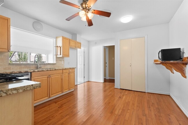 property at 3102 Conway St