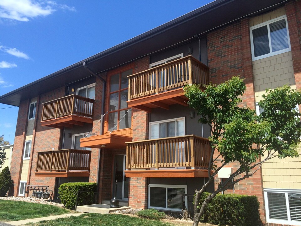 Lookout Apartments in Merriam, KS - Foto de edificio