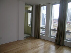1400 S Michigan Ave, Unit 400 in Chicago, IL - Building Photo - Building Photo