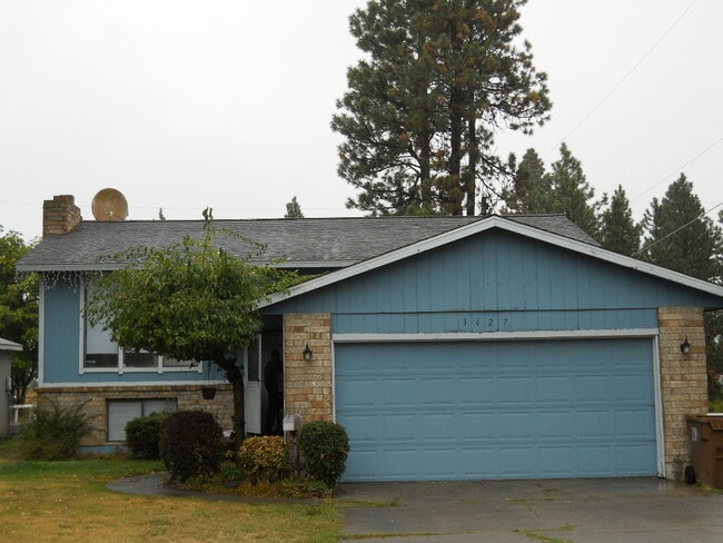 property at 3427 E 26th Ave