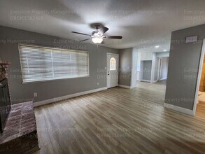 10112 Meacham Rd in Bakersfield, CA - Building Photo - Building Photo