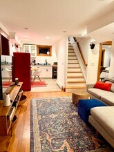 11 Knollwood Rd in Medford, MA - Building Photo - Building Photo