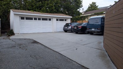 308 N Francisca Ave in Redondo Beach, CA - Foto de edificio - Building Photo