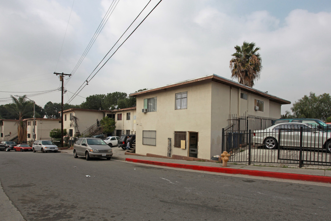 The Grey in Los Angeles, CA - Building Photo