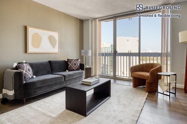 4835 Cordell Ave, Unit SI FL7-ID597 in Bethesda, MD - Building Photo - Building Photo