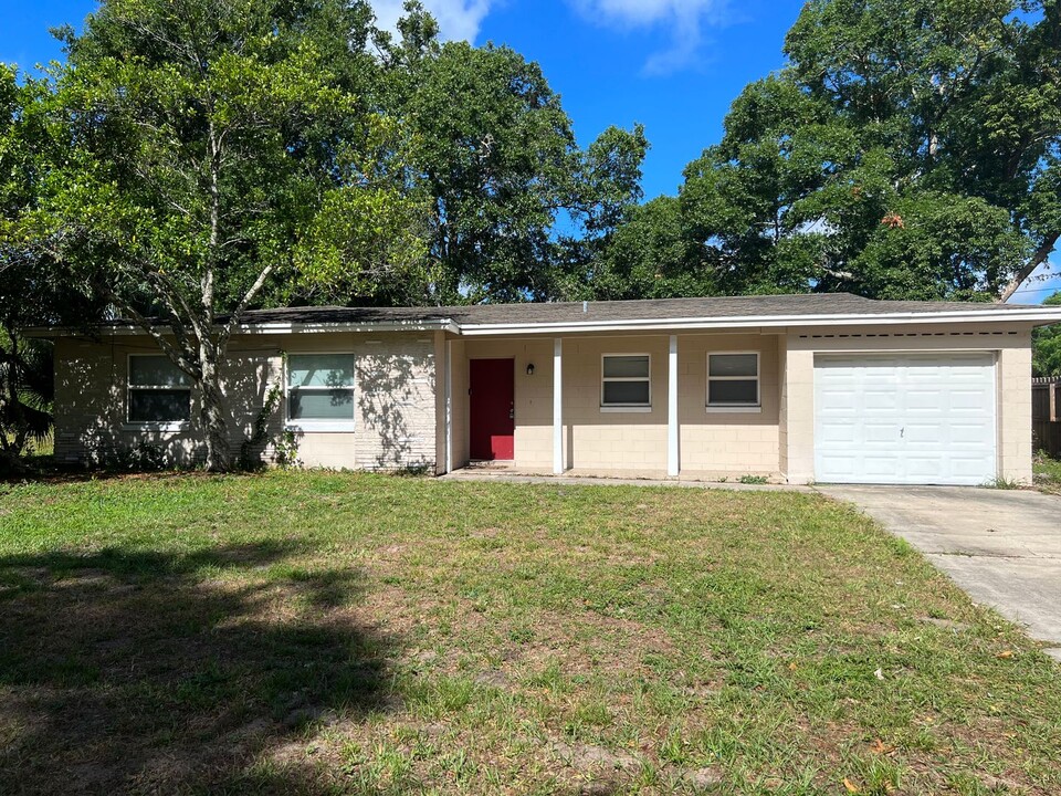 708 Gregory Ct in Altamonte Springs, FL - Building Photo