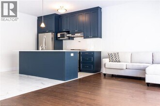 6 Dominique St in Kitchener, ON - Building Photo - Building Photo