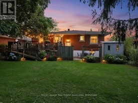 60 Toby Crescent in Hamilton, ON - Building Photo