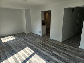 956 Ravine Dr in Villa Hills, KY - Building Photo - Building Photo