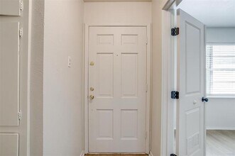 412 Lena Ln in Burleson, TX - Building Photo - Building Photo