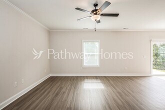 125 Brixham Lp in Troutman, NC - Building Photo - Building Photo