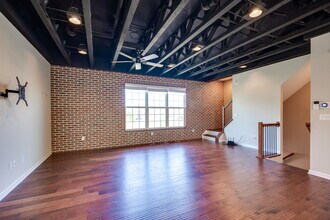 9581 Tahoe Dr in Dayton, OH - Building Photo - Building Photo