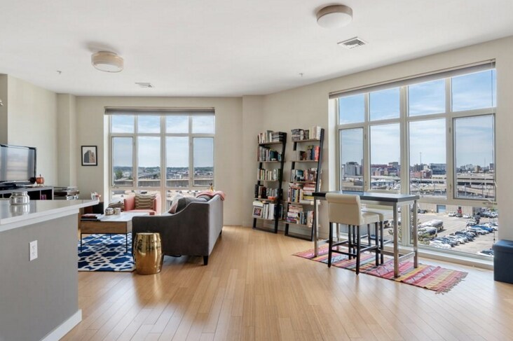 150 Dorchester Ave, Unit 608 in Boston, MA - Building Photo