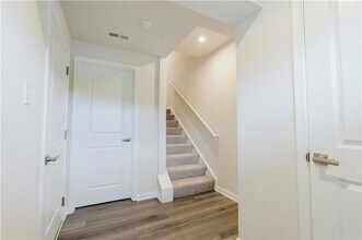 159 White Oak Dr in Evans City, PA - Building Photo - Building Photo