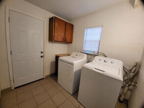 1915 Poage Ave in Killeen, TX - Building Photo - Building Photo