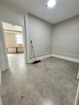 322 Baldwin Ave, Unit 6 in Jersey City, NJ - Building Photo - Building Photo