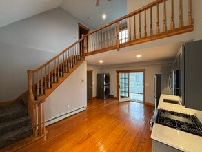 276 Bullard St in Walpole, MA - Building Photo - Building Photo