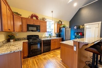 23 Fox Run in Westford, MA - Building Photo - Building Photo