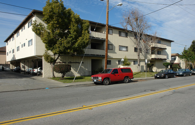 Caltega in Mountain View, CA - Foto de edificio - Building Photo