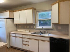 1109 Cross Bend Rd in Plano, TX - Building Photo - Building Photo
