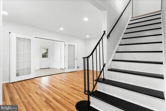 239 Nottoway St SE in Leesburg, VA - Building Photo - Building Photo